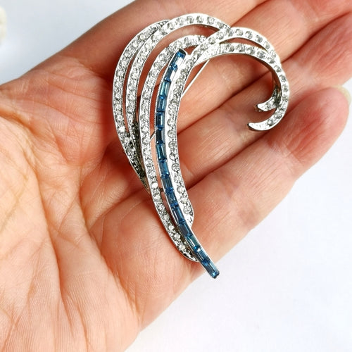Aigrette Brooch in Clear and Light Blue Crystals