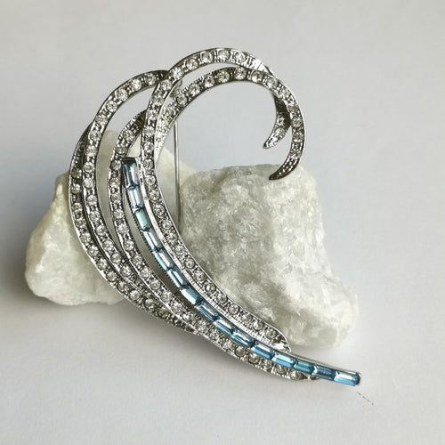 Aigrette Brooch in Clear and Light Blue Crystals