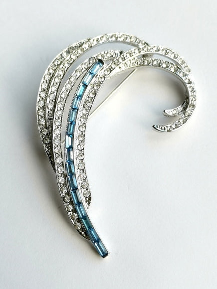 Aigrette Brooch in Clear and Light Blue Crystals