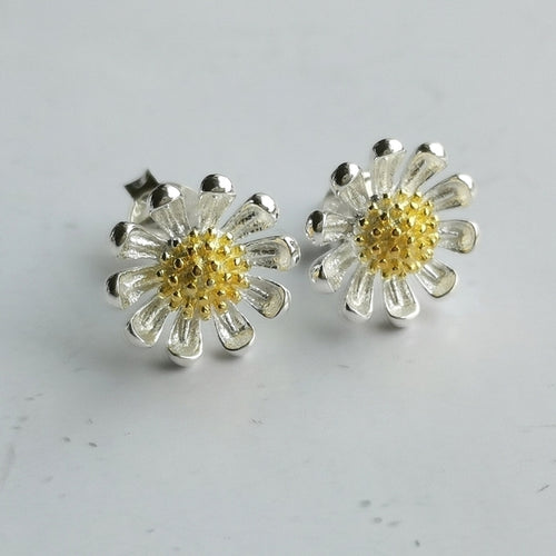 Daisy Pendant Necklace Earring set in Sterling Silver and 14k Gold