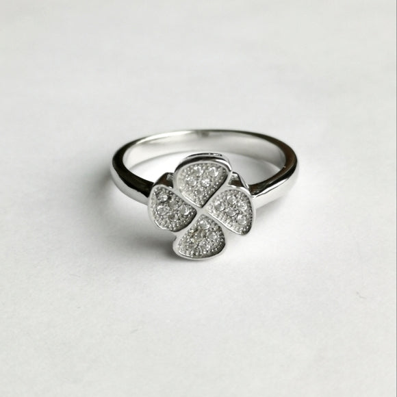 Modern Clover Leaf Ring in Sterling Silver with CZ