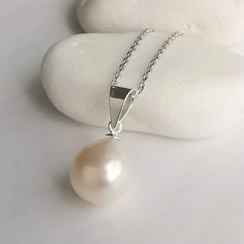 White Cultured Freshwater Pearl Pendant Necklace in Sterling Silver