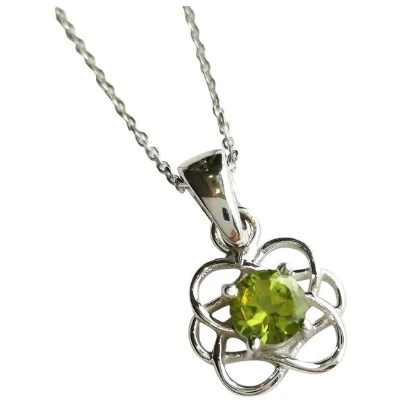 Modernist Flower Peridot Pendant Necklace in Sterling Silver