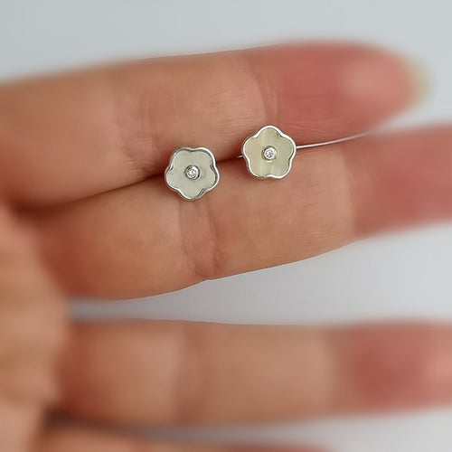 Mother of Pearl Silver Flower Stud Earrings with Diamonds