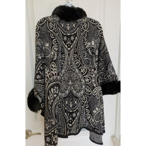 Paisley Black Cape with Faux Fur Trim one size