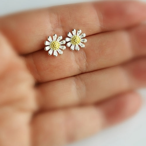 Daisy Pendant Necklace Earring set in Sterling Silver and 14k Gold