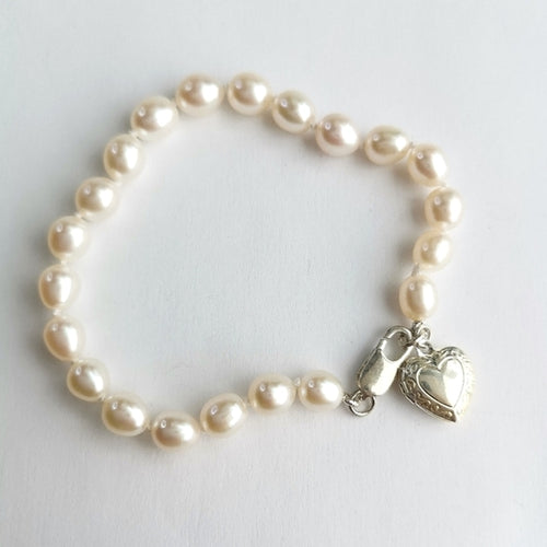 Creamy White Freshwater Pearl  Bracelet with Heart Locket