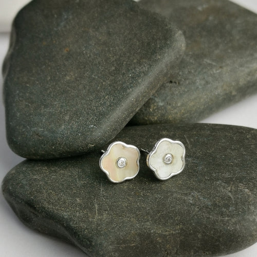 Mother of Pearl Silver Flower Stud Earrings with Diamonds