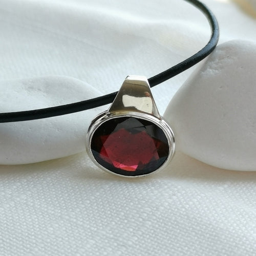 Modernist Oval Garnet Pendant in Sterling Silver Necklace