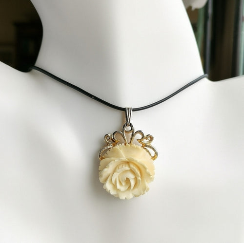 Vintage Mid Century Carved Rose Pendant Necklace