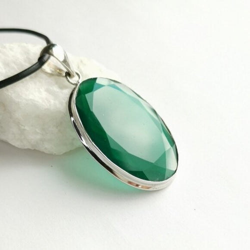 Large Oval Green Onyx Pendant Necklace