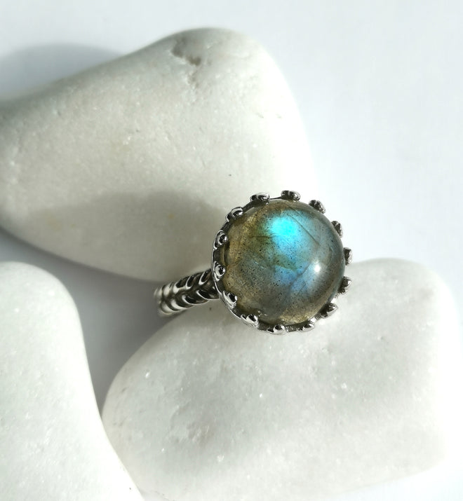 Cabochon Labradorite Ring in Sterling Silver Tudor Revival Design